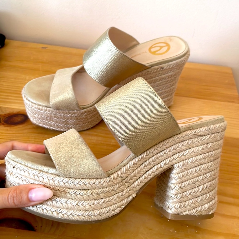 Gold retro espadrille platform slide sandal